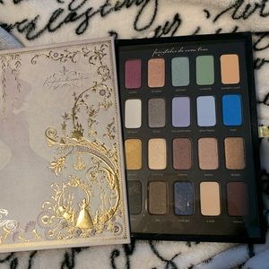 Sephora Disney Collection. Cinderella Storybook.